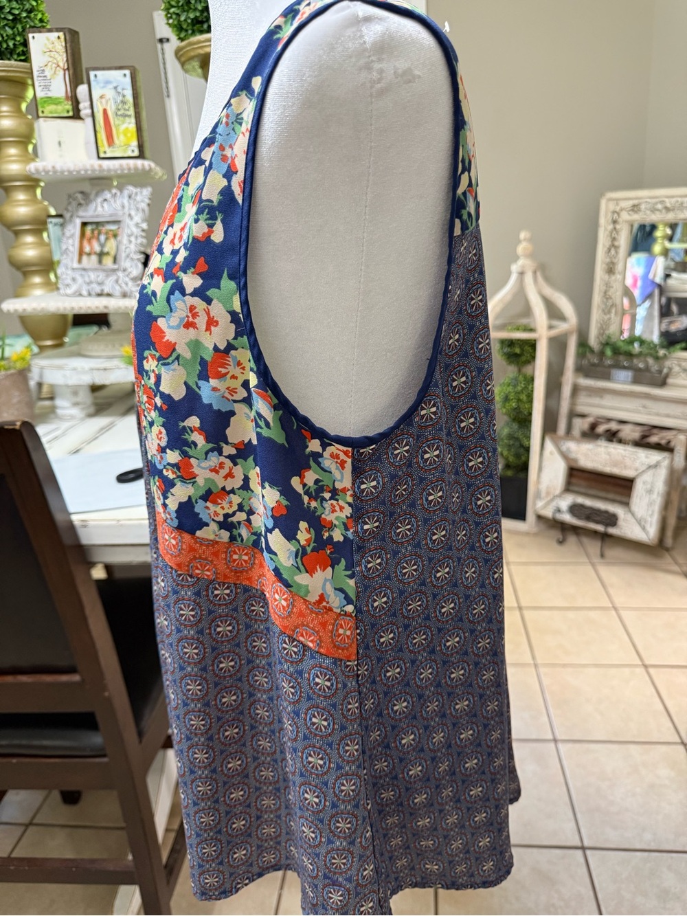 DR2 Floral Patchwork Sleeveless Top in Navy, Orange & Cream - Picture 4 of 6